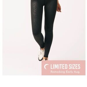 ZYIA Active Black Leopard Light N Tight High-Rise Leggings 28” inseam